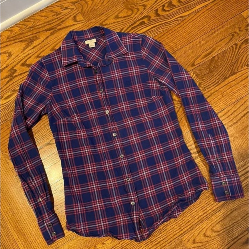 Women J.Crew factory red and blue classic button up plaid shirt